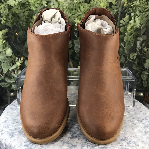 American Eagle by Payless Zuri Star Cognac Zip Booties Girls 4M🌟NWT&NIB🌟 - Picture 2 of 9